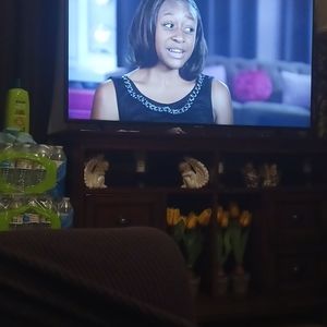 Meet your Posher, Claudia